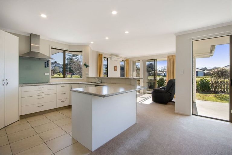 Photo of property in 15 Uretara Drive, Katikati, 3129