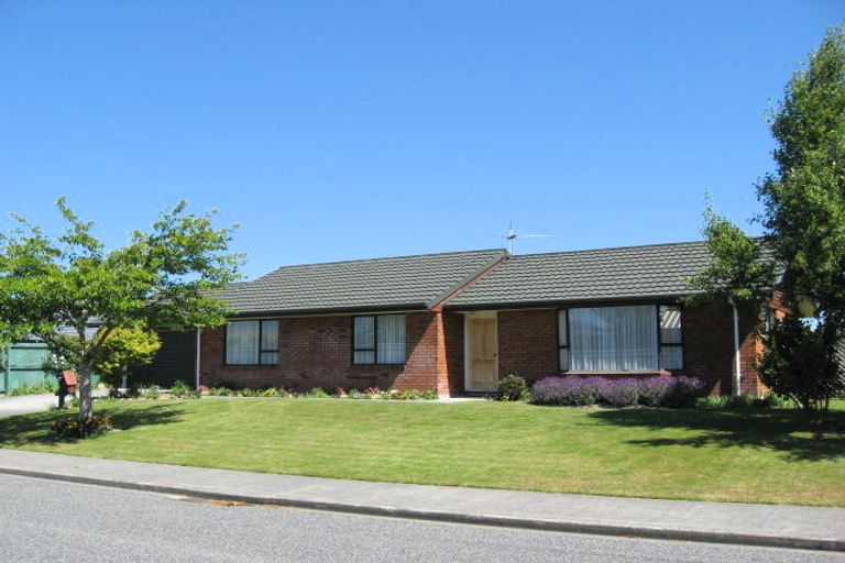 Photo of property in 83a Fairweather Crescent, Kaiapoi, 7630