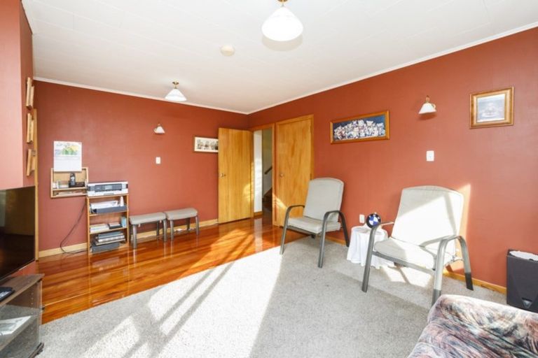 Photo of property in 10 Maunder Street, Marton, 4710