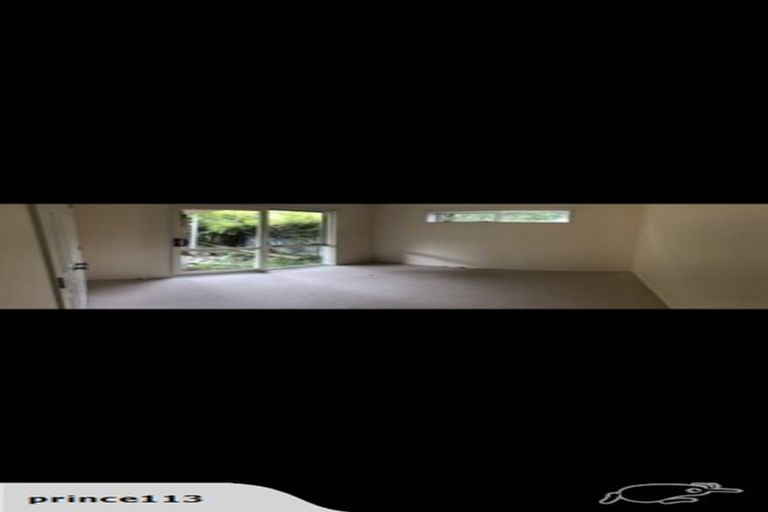 Photo of property in 16 Kokiri Street, Te Atatu South, Auckland, 0610