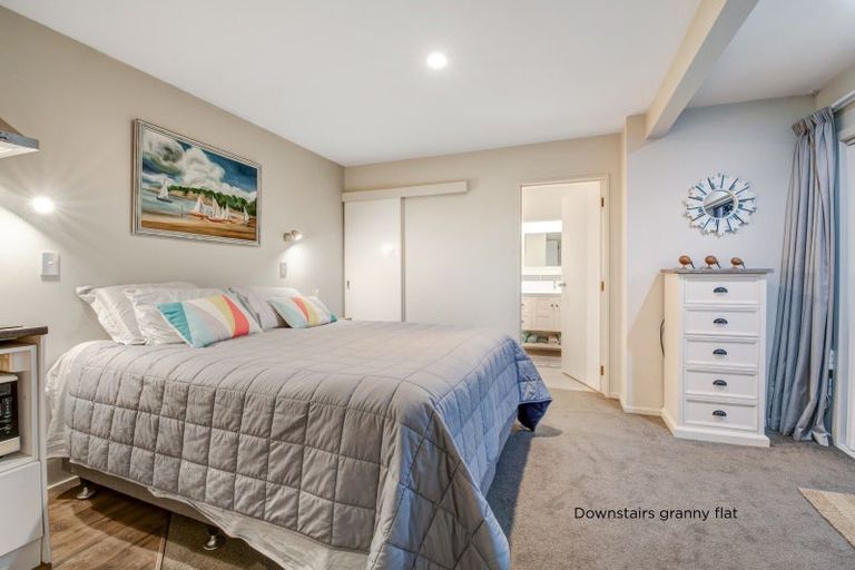 Photo of property in 12 Ascot Way, Orewa, 0931