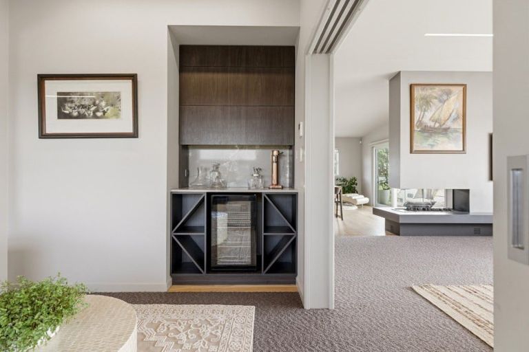 Photo of property in 1025 Papamoa Beach Road, Papamoa Beach, 3118