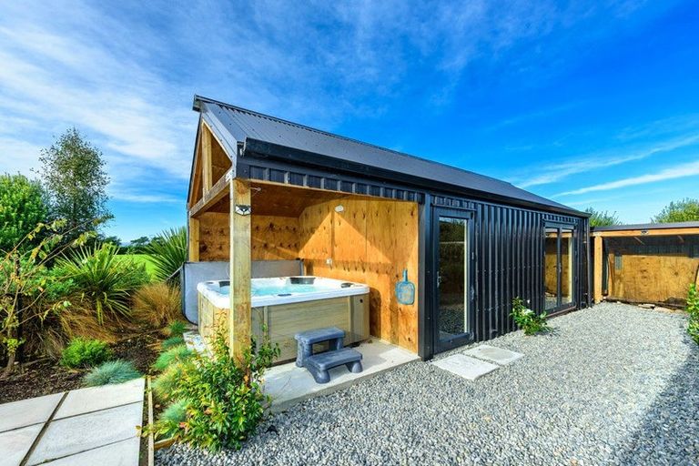 Photo of property in 9 Merino Crescent, Kirwee, 7571