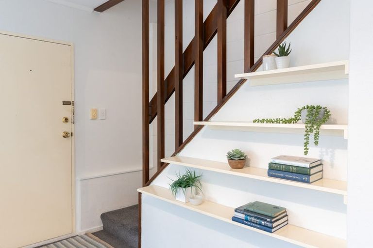 Photo of property in 79a Churton Drive, Churton Park, Wellington, 6037