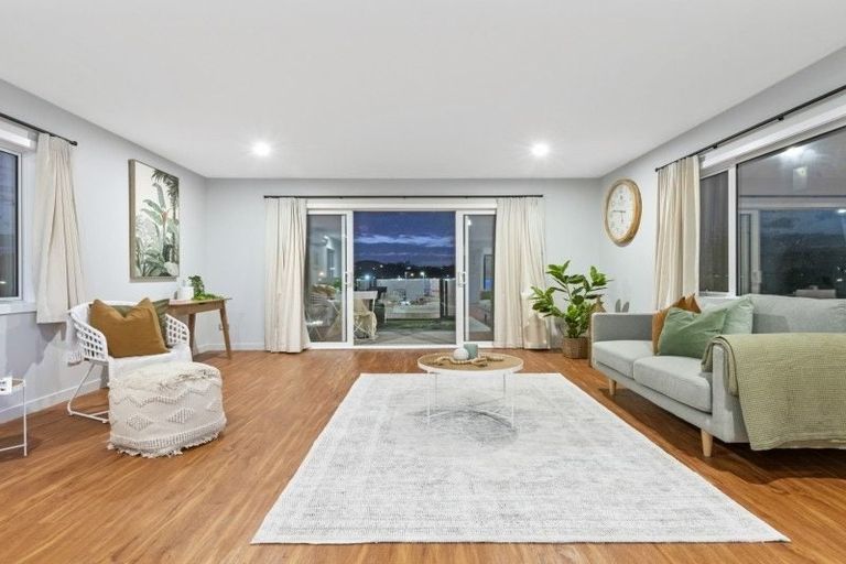 Photo of property in 175 Lakes Boulevard, Pyes Pa, Tauranga, 3112