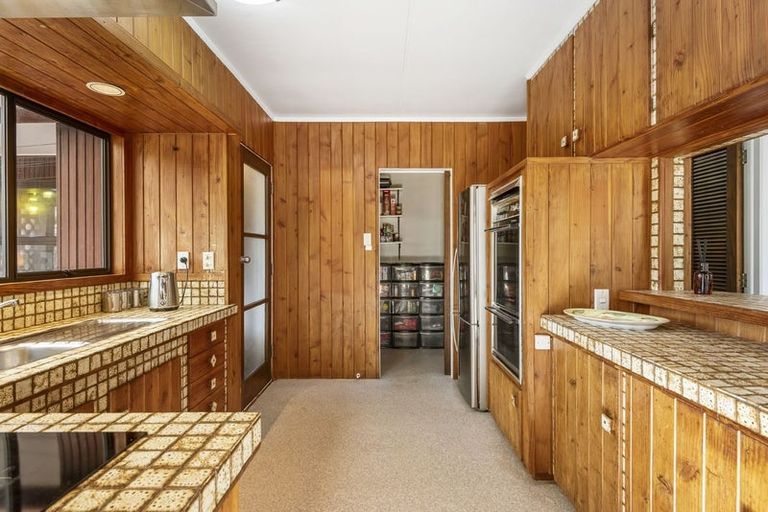 Photo of property in 55 Blakeborough Drive, Forrest Hill, Auckland, 0620