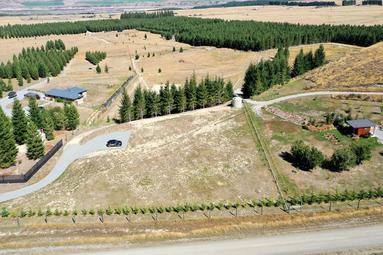Photo of property in 91 Ben Ohau Road, Ben Ohau, Twizel, 7999