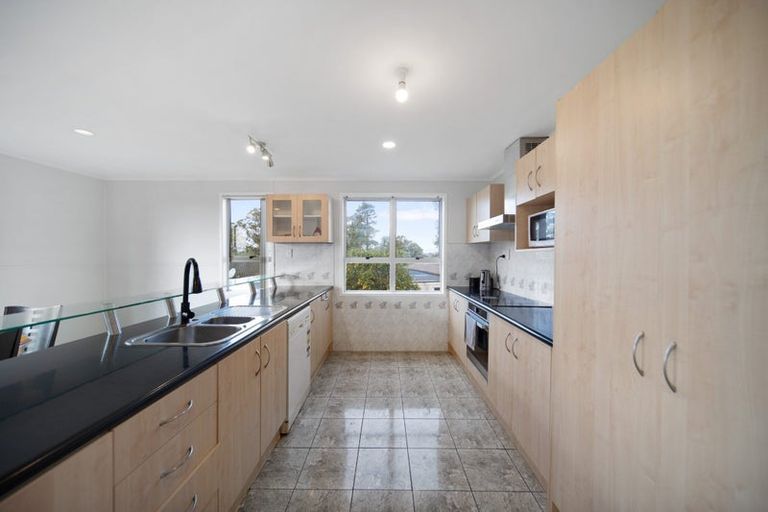 Photo of property in 4 Pike Place, Mangere East, Auckland, 2024