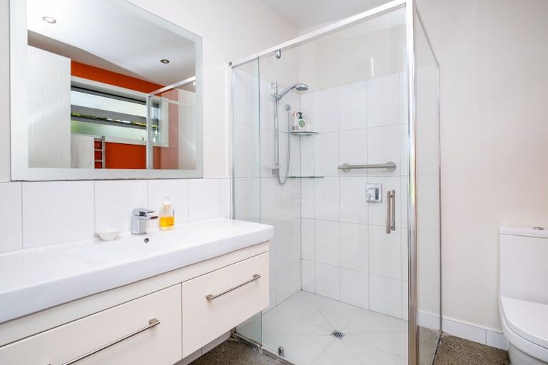 Photo of property in 42 Wellwood Terrace, Te Awanga, 4102