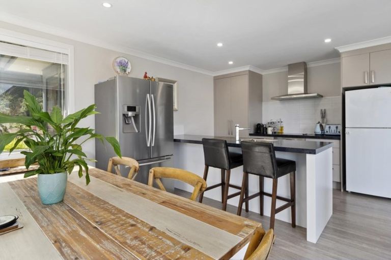 Photo of property in 6 Kakemai Rise, Pyes Pa, Tauranga, 3112