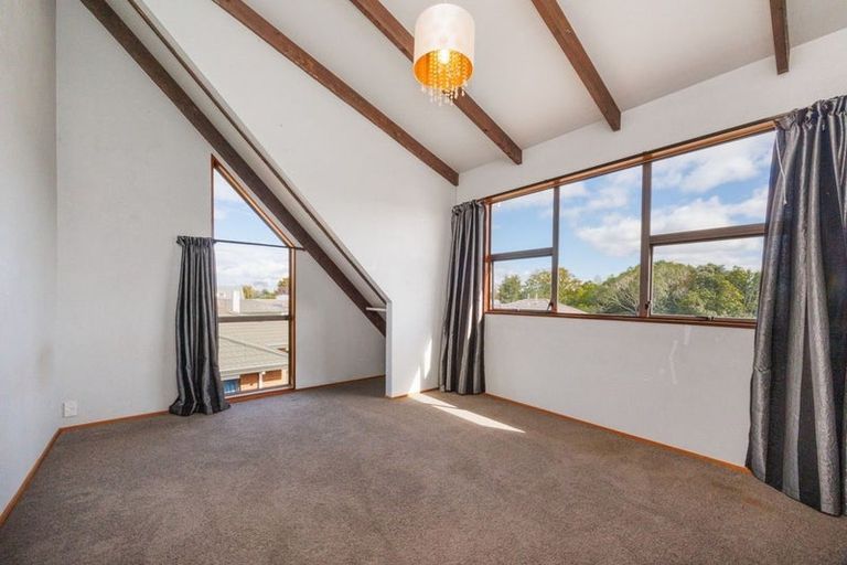 Photo of property in 163 College Street, Awapuni, Palmerston North, 4412