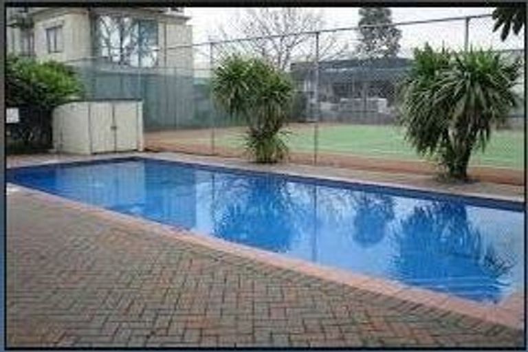 Photo of property in 1g/10 Crown Lynn Place, New Lynn, Auckland, 0600