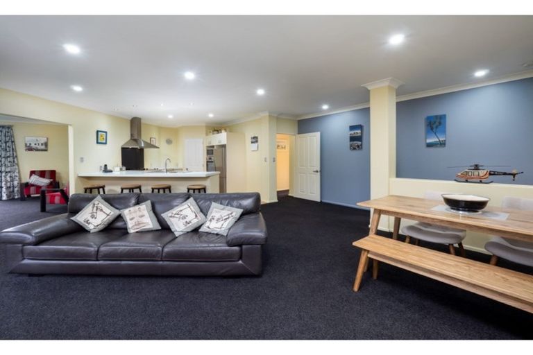 Photo of property in 31 Coppinger Terrace, Aidanfield, Christchurch, 8025