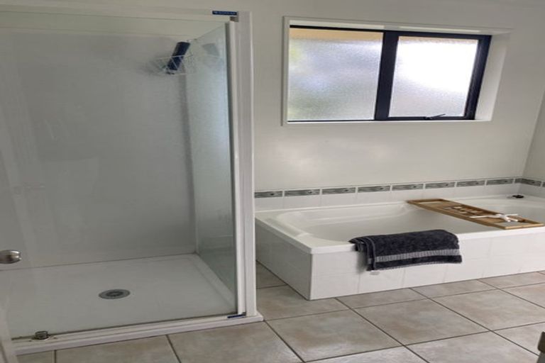 Photo of property in 22 Linkwater Way, Parklands, Christchurch, 8083