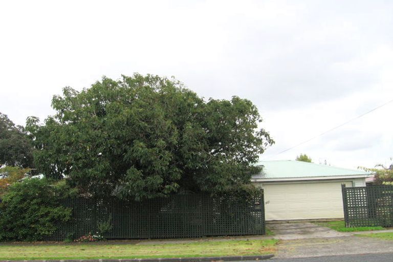 Photo of property in 2/63 Central Avenue, Papatoetoe, Auckland, 2025
