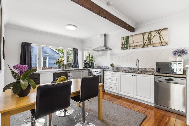 Photo of property in 1095 Coatesville-riverhead Highway, Riverhead, 0820