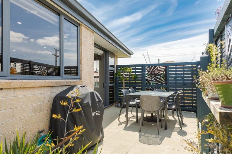 Photo of property in 34 Fonblanque Street, Westport, 7825