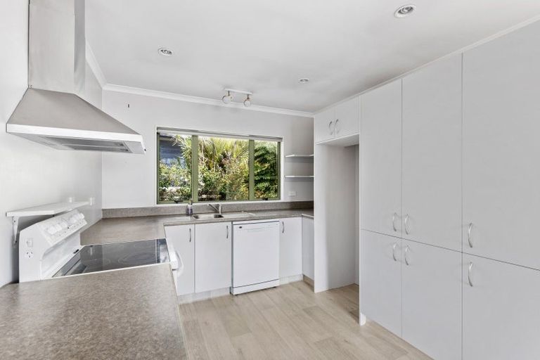 Photo of property in 42 Rangitake Drive, Spotswood, New Plymouth, 4310