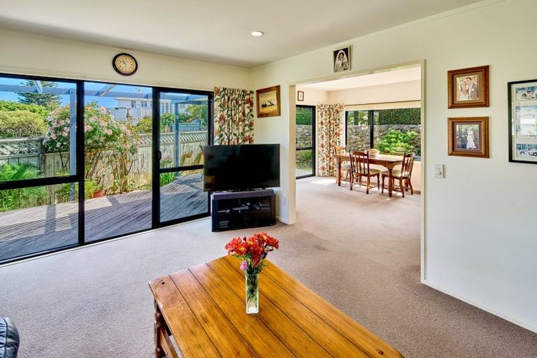 Photo of property in 23a Golf Road, Paraparaumu Beach, Paraparaumu, 5032