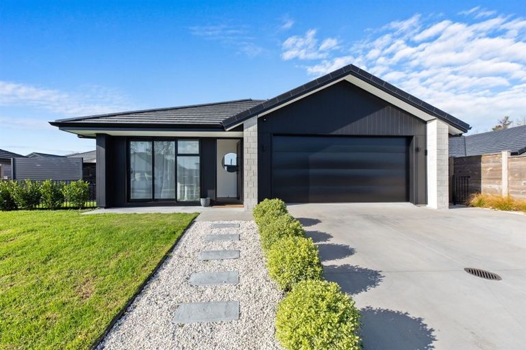 Photo of property in 21 Augusta Rise, Omokoroa, 3114