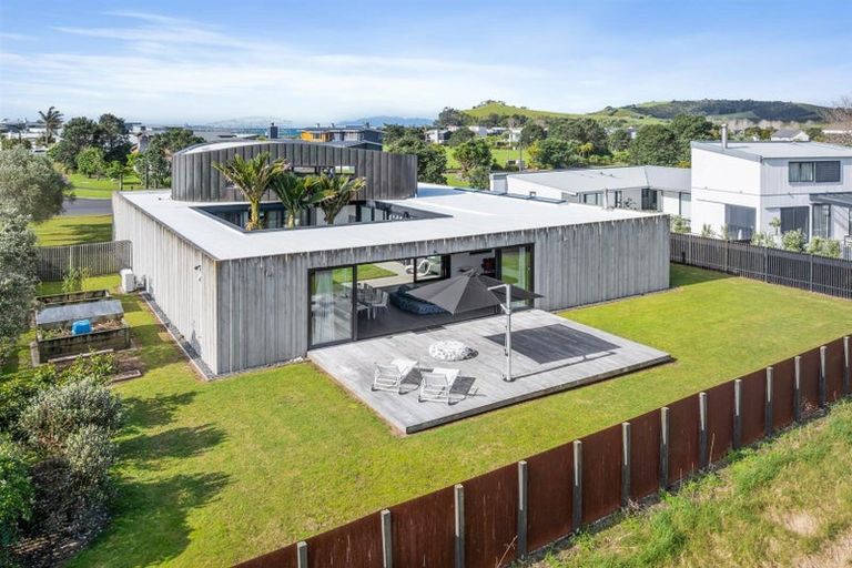 Photo of property in 184 Mangatawhiri Road, Omaha, 0986