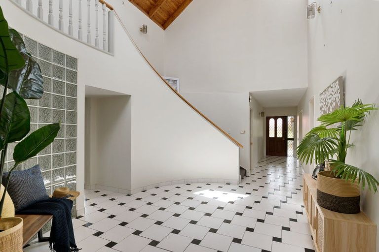 Photo of property in 17 Easton Way, Levin, 5510