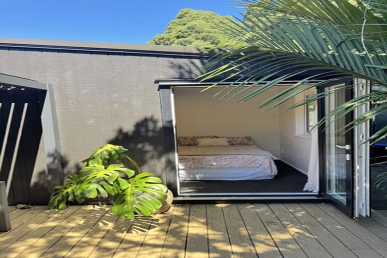 Photo of property in 3 Huia Road, Titirangi, Auckland, 0604
