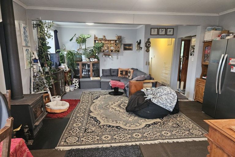 Photo of property in 11 Matai Street, Kaka Point, Balclutha, 9271