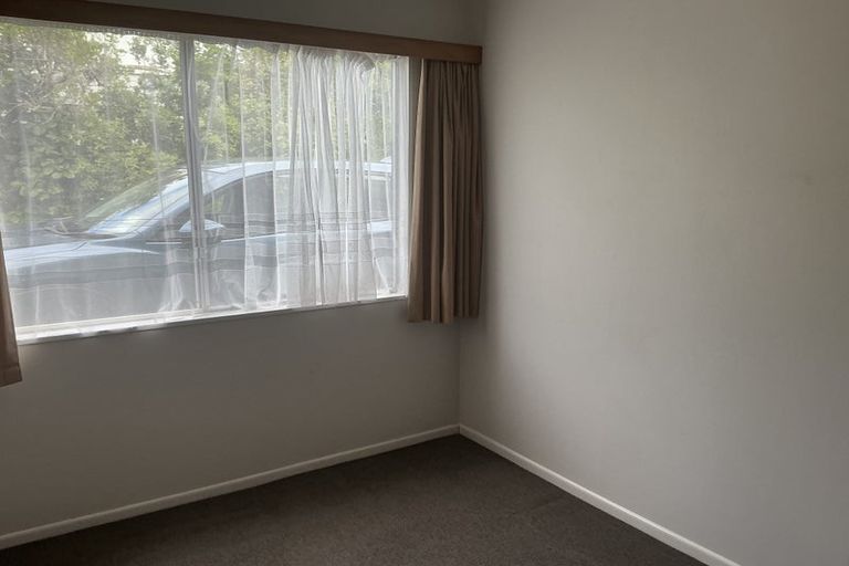 Photo of property in 44-46 Baylands Drive, Newlands, Wellington, 6037
