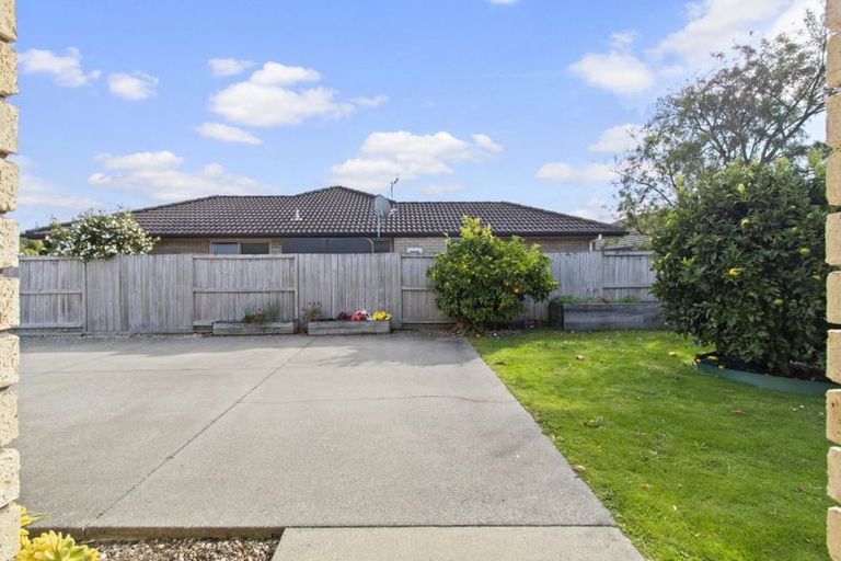 Photo of property in 5 Holcroft Place, Huntington, Hamilton, 3210