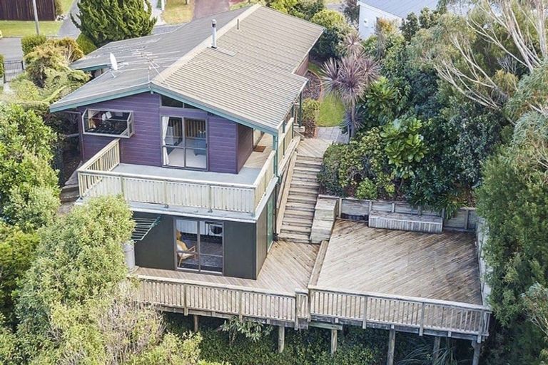 Photo of property in 15 The Yardarm, Whitby, Porirua, 5024