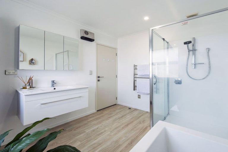 Photo of property in 103a Lowes Road, Rolleston, 7614