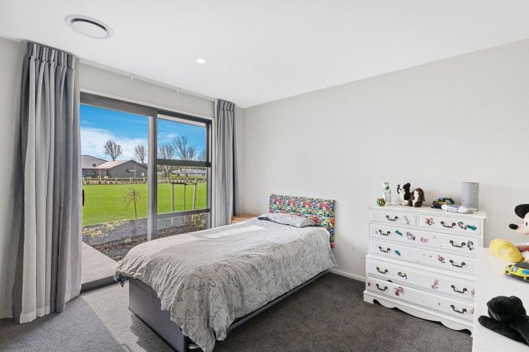 Photo of property in 74 Haymakers Crescent, Rolleston, 7614