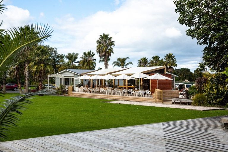 Photo of property in 43 Landmark Terrace, Orewa, 0931