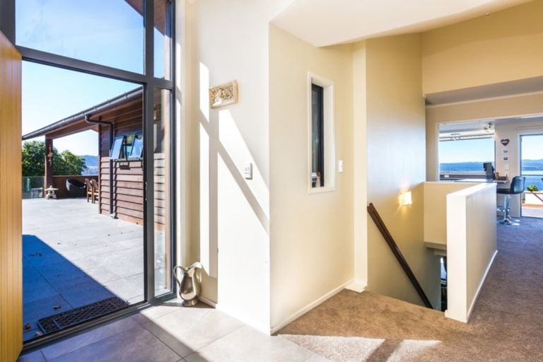 Photo of property in 74 Wakeman Road, Acacia Bay, Taupo, 3330