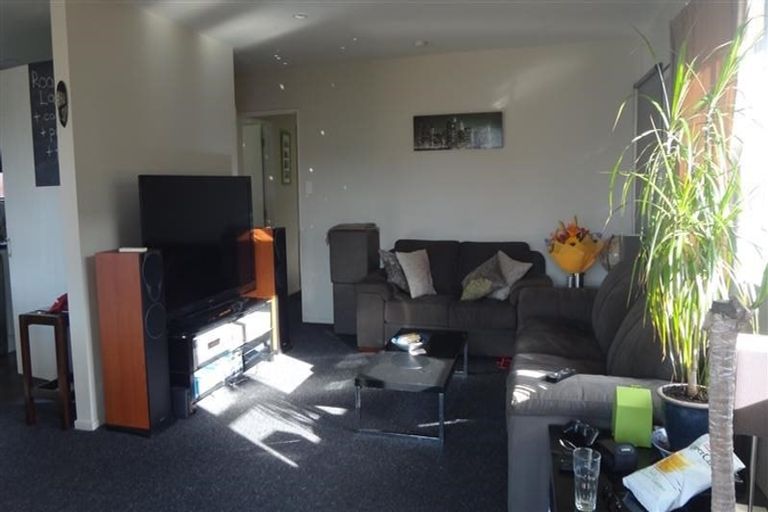 Photo of property in 5b Sylvia Street, Parklands, Christchurch, 8083