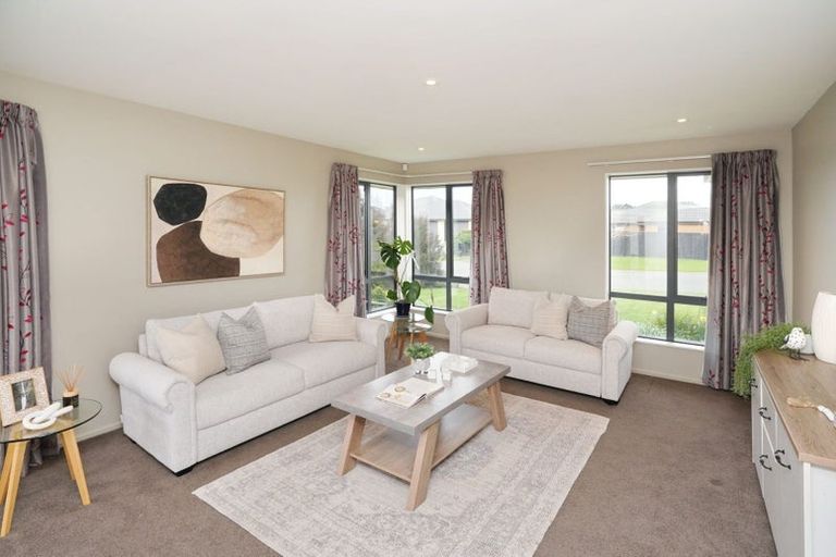 Photo of property in 18 Coachmans Road, Prebbleton, 7604