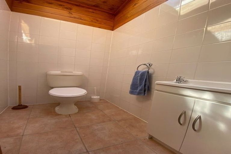 Photo of property in 9a Dennis Road, Papatoetoe, Auckland, 2025