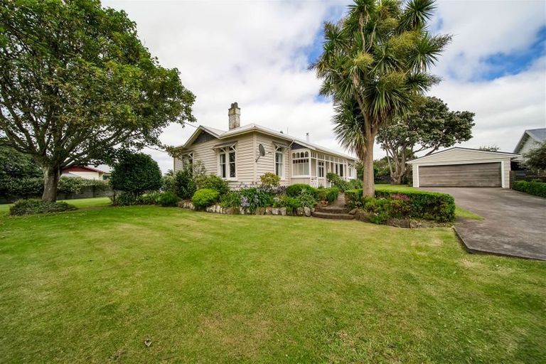 Photo of property in 68 Puriri Street, Hawera, 4610