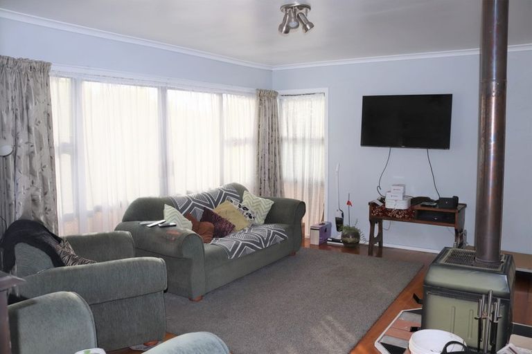Photo of property in 15 Mcentee Street, Papakura, 2110