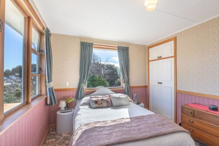 Photo of property in 19 Spur Grove, Titahi Bay, Porirua, 5022