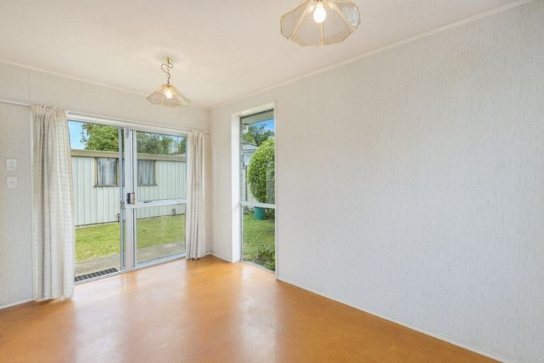 Photo of property in 2 Priscilla Crescent, Melville, Hamilton, 3206