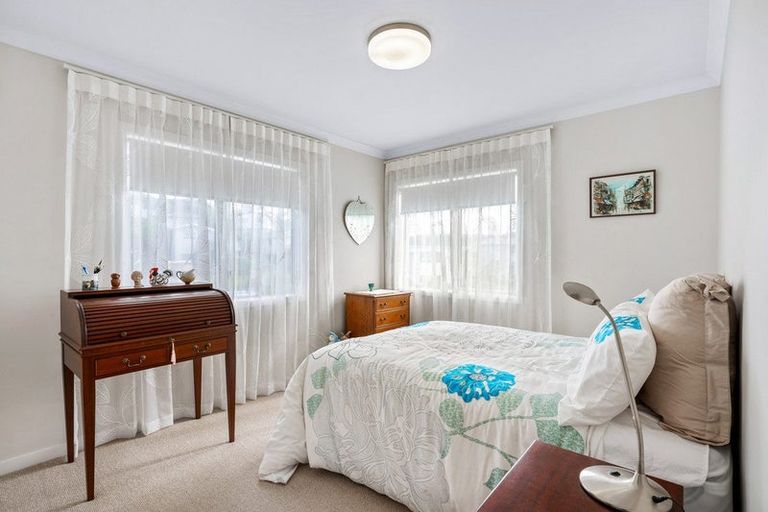 Photo of property in 61 Panorama Heights, Orewa, 0931
