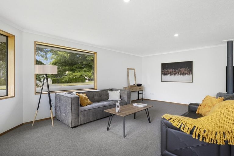 Photo of property in 39 Hagart-alexander Drive, Mosgiel, 9024