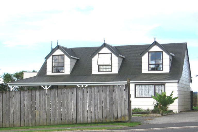 Photo of property in 36 Forest Hill Road, Henderson, Auckland, 0612