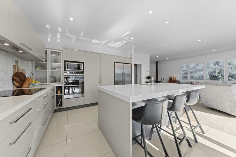 Photo of property in 59 Gilbert Street, New Plymouth, 4310