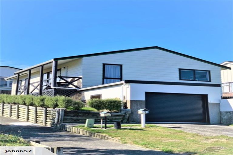 Photo of property in 37f2 Bould Street, Johnsonville, Wellington, 6037