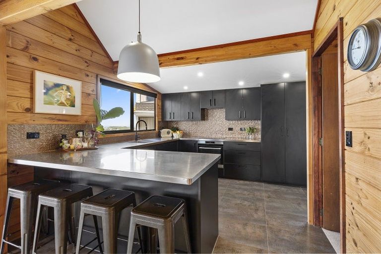 Photo of property in 16 Virginia Grove, Brooklyn, Wellington, 6021