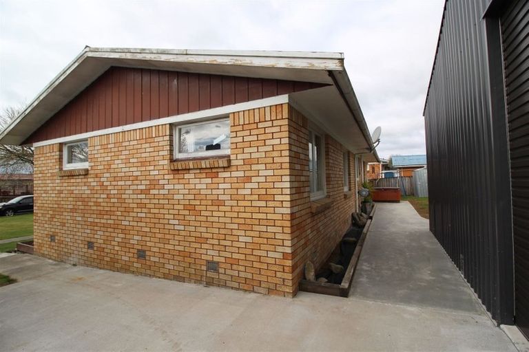 Photo of property in 19 Kenmore Place, Tokoroa, 3420
