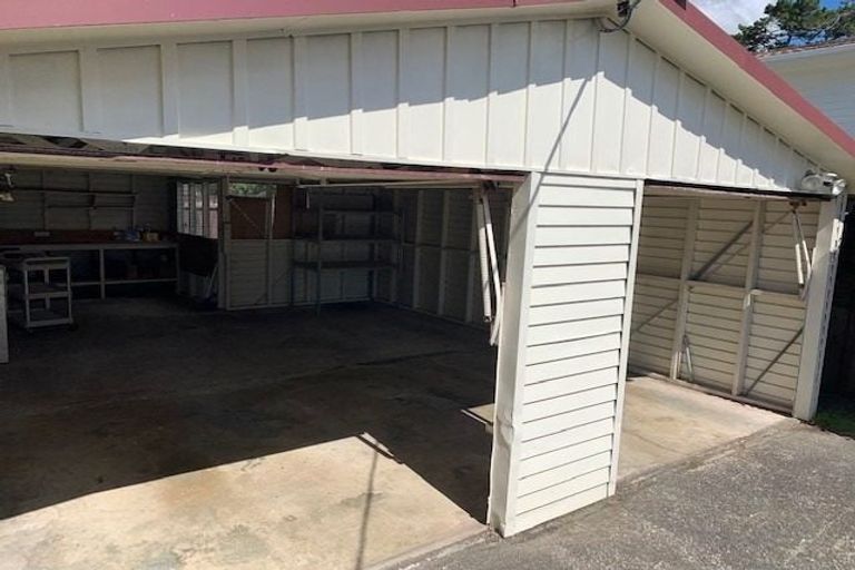 Photo of property in 25 Tamahere Drive, Glenfield, Auckland, 0629